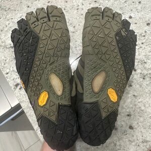 Vibram Five Fingers Men's V-Trail 2.0 Running Shoe - Size EU44 US10.5-11 - Green